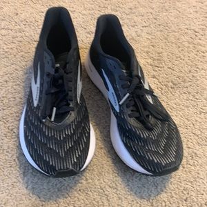 Brooks Hyperion